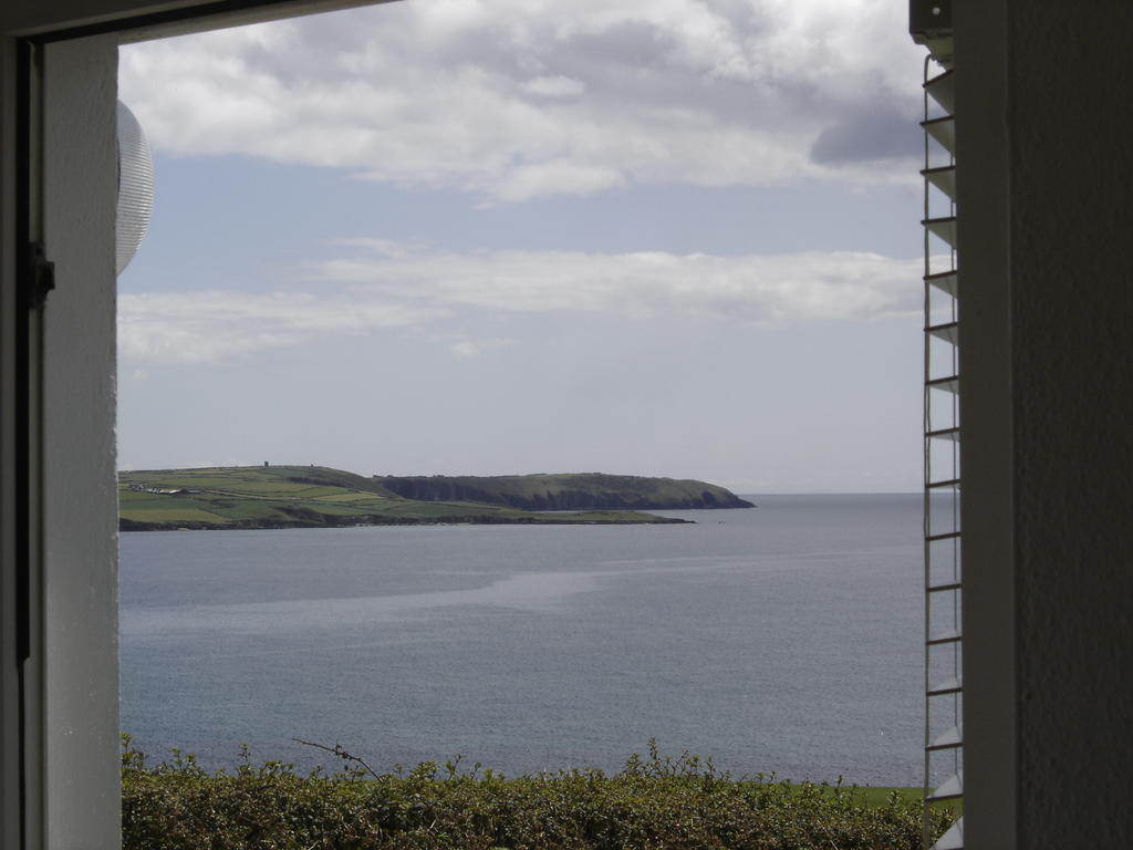 Blue Horizon B&B Laherne Hill Oda fotoğraf